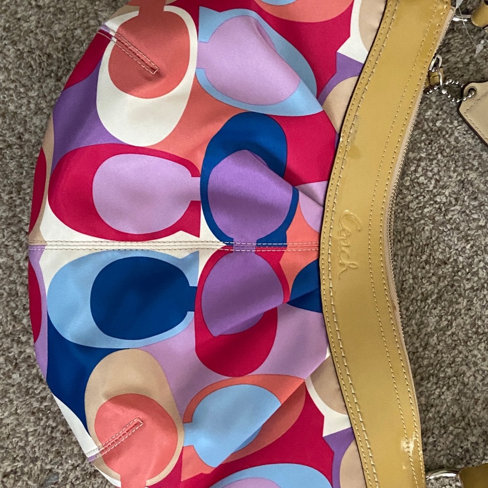 Coach purse - Picture 3 of 4